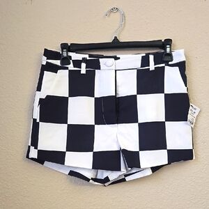 AKIRA High Waist Black and White Shorts